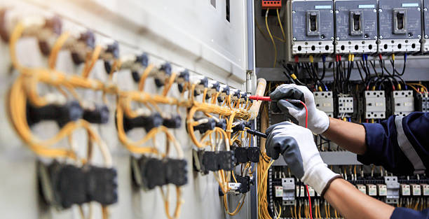 Professional Electrician technician working in Salix, PA